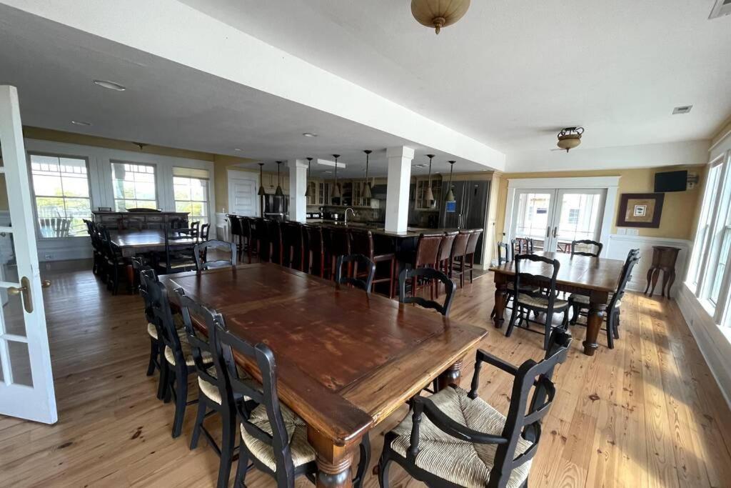 Oceanfront Grandeur In 4X4 Outerbanks - Mark Twain Corolla Exterior photo
