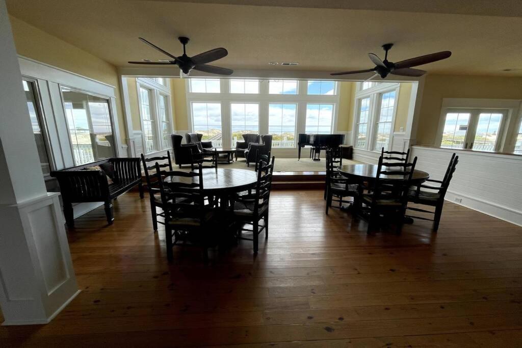Oceanfront Grandeur In 4X4 Outerbanks - Mark Twain Corolla Exterior photo