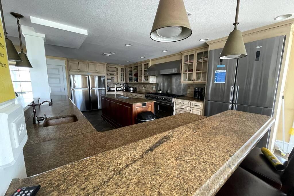 Oceanfront Grandeur In 4X4 Outerbanks - Mark Twain Corolla Exterior photo